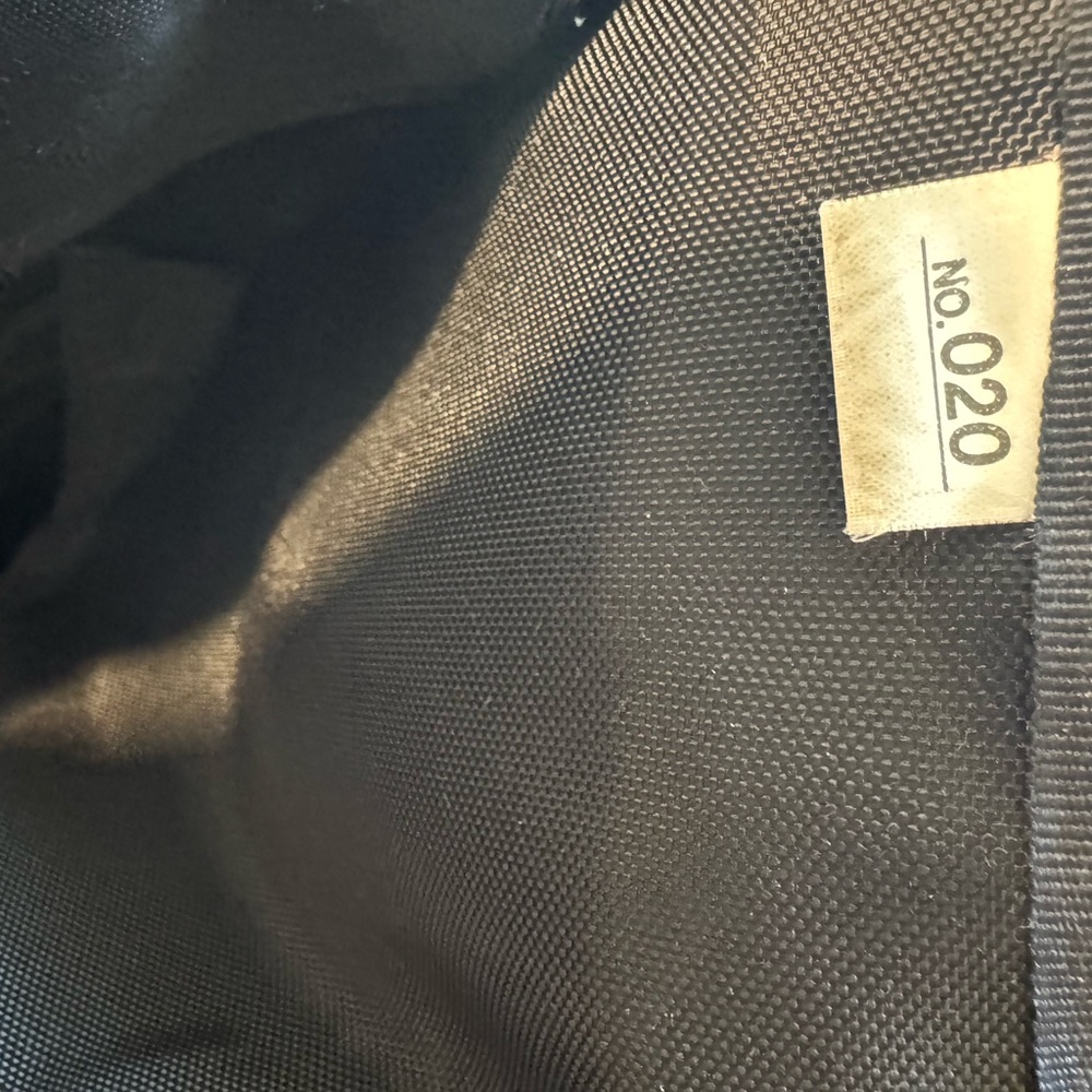 Vintage Sac Black Satin Backpack with Silver Accents - Approx. 1992-1995 Japan - Picture 10 of 11